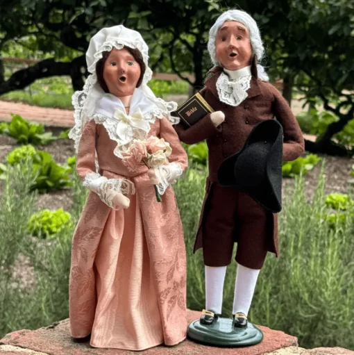 Byers Choice Martha Washington Inaugural Caroler